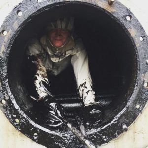Зачистка резервуаров от нефтепродуктов: особенности