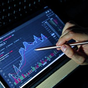 Плюсы и минусы бинарных опционов