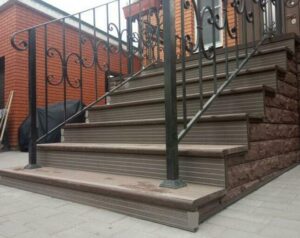 Ступени Файнаг из ДПК: прочность, эстетика и безопасность