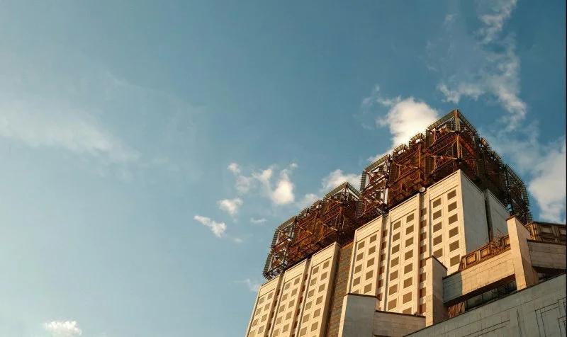 Эксперты рассказали о строящихся в России зданиях в космическом стиле