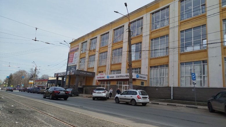 Ограничения движения сняли на участке дороги по улице Бекетова в Нижнем Новгороде