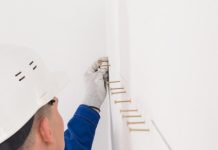 Дюбели для гипсокартона: виды и советы по выбору