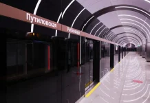 В Петербурге открыто две станции новой линии метрополитена