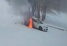 «Вырвал кресло вместе с ребёнком»: футбольный тренер из Иркутска спас семилетнего мальчика из горящей машины