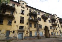 Около 500 тыс. кв. м аварийного жилья намерены расселить в 2026 году