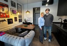 Влезло всё! Функциональная мини-студия 25 м² для сына