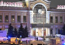 Один полицейский погиб, двое пострадали: что известно о взрыве у Савёловского вокзала в Москве