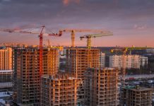 Володин: Госдума приняла 22 закона в сфере строительства и ЖКХ в 2025 году