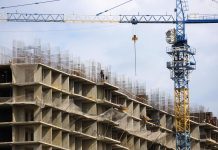 Хуснуллин: объем запуска новых жилищных проектов в России вырос на 34%