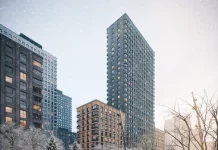 На Окской улице завершили остекление четырех корпусов ЖК