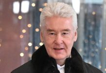 Собянин встретился с новоселами дома по реновации в Можайском районе