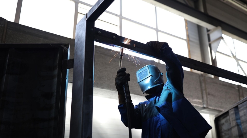 Сварочный цех на заводе