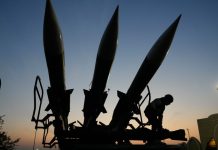 Атака на авиабазы и перехваченный F-15: Иран заявил об ударах по военной инфраструктуре США на Ближнем Востоке