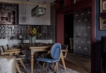 Эклектика в темных тонах: трешка 100 м² в Тюмени