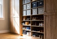 Хранение обуви: система для семьи, у которой 40 пар на четверых