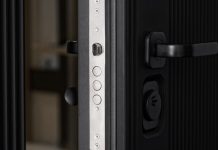 Как установить входную металлическую дверь своими руками: инструкция и советы