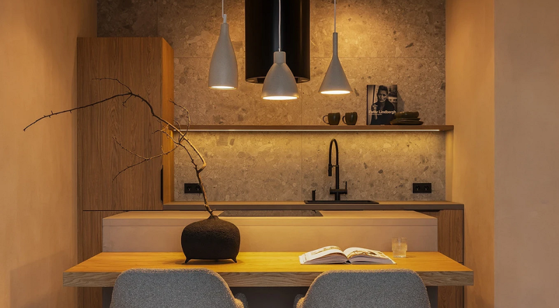 Освещение на кухне: важные правила и идеи для разных стилей (58 фото)