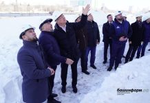 Радий Хабиров проинспектировал строительство соборной мечети «Ар-Рахим»