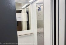 ЩЛЗ поставил для ФКР Москвы лифты с зеркальными медиа-экранами