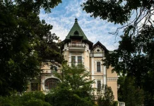 В Москве на треть вырос бюджет сделок с «элиткой»