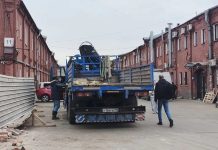 В Петербурге начали сносить здания у Кокоревских складов для строительства ВСМ