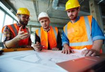 В строительной отрасли РФ нехватает 150 тыс. человек