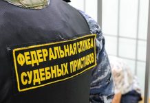 Бизнесмен из Омска снес самострой, чтобы уехать за рубеж на майские