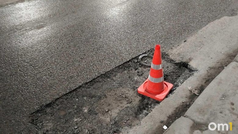 Ямочный ремонт новосибирского Октябрьского моста признан неэффективным