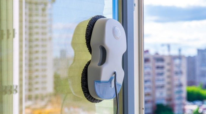 kak-polzovatsja-robotom-mojshhikom-okon-poshagovaja-instrukcija-i-rekomendacii-po-uhodu-a0682c8.jpg