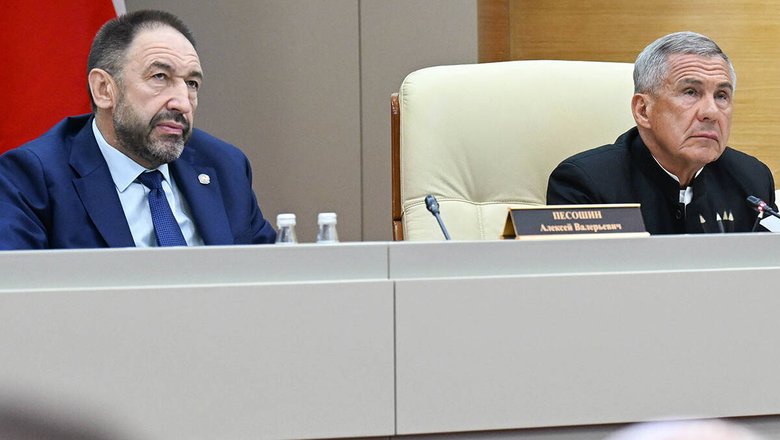 Минниханов одобрил инвестпроекты на 83 млрд рублей — в Челнах появится гостиница-небоскреб, а аутлету у аэропорта Казани поищут новое место