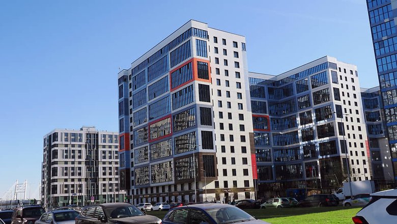 Петербург обошел Москву по спросу на первичное жилье впервые за много лет