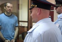 «Даже в штурмовиках места не находится»: начался процесс по иску экс-полковника Захарченко к Минобороны