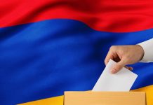 «Людей просто запугивают»: с чем Армения подходит к голосованию на выборах в парламент