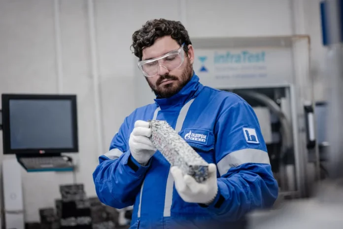 gazprom-neft-i-vladimirskaja-oblast-dogovorilis-o-rasshirenii-postavok-bitumov-i-masel-35c93ed.webp