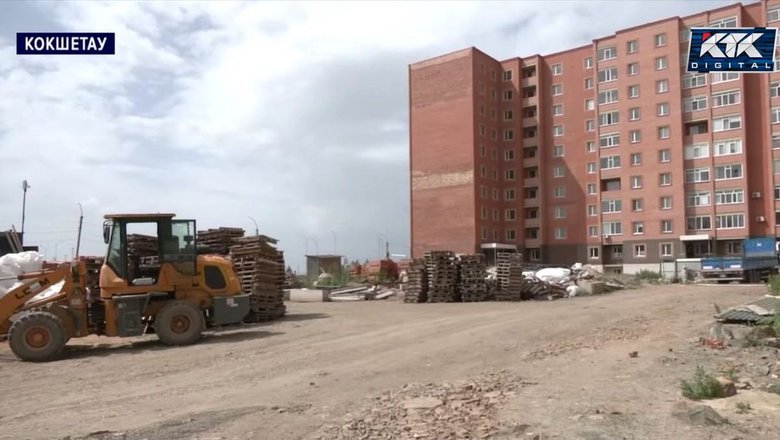 Постоянно сдвигают сроки: кокшетауские дольщики пять лет ждут новоселья