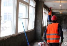 Стало известно, когда отремонтируют омский Дом актёра