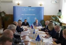 Файзуллин провел рабочее совещание по развитию научной составляющей стройотрасли