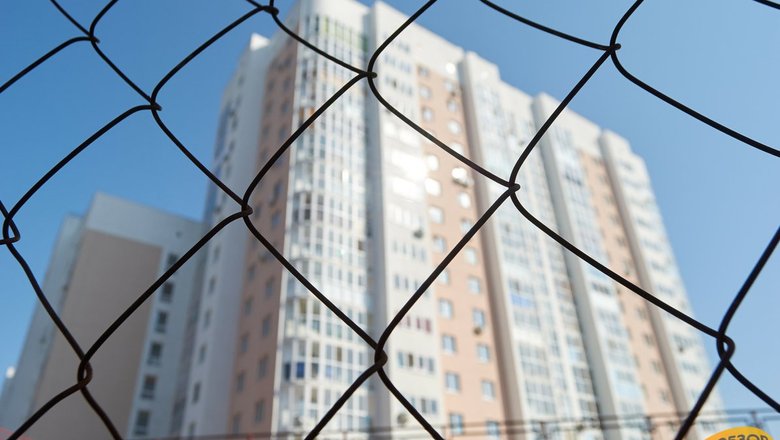 Грубые нарушения на стройке нашли после трагедии в Уфе