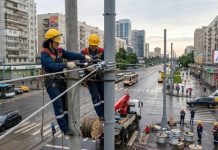 Специалисты «Мособлэнерго» обновили свыше 96 км линий электропередачи за полгода