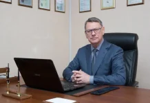 «Стройгазета» поздравляет Олега Богомолова с 80-летием