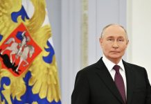 Путин поздравил строителей с профессиональным праздником