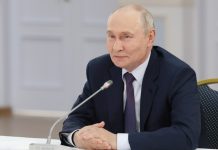 «Нужно найти сбалансированные решения»: Путин призвал не допустить депопуляцию в российских регионах