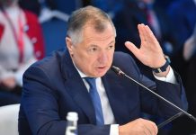 Хуснуллин призвал Петербург наращивать объемы жилищного строительства