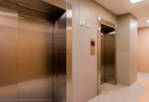 В Китае стали выпускать лифты с дизайном из России