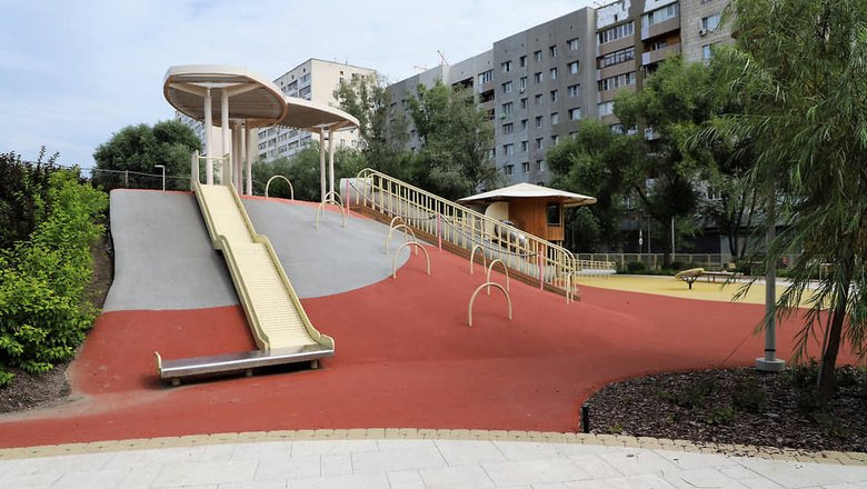 В Казани завершили благоустройство бульвара «Ярдэм» за 783,8 млн рублей
