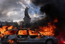 «Достаточно было спичку поднести»: почему Европу захлестнула волна массовых беспорядков